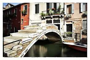 3749 Ponte Chiodo Guest House