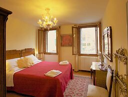 3749 Ponte Chiodo Guest House