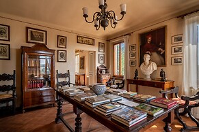 Villa Cattani Stuart XVII secolo