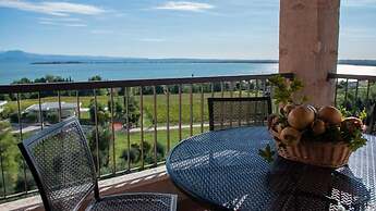 Castello Belvedere Apartments