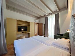 Castello Belvedere Apartments