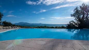 Castello Belvedere Apartments