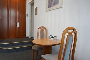 Hotel Pension Lumes - Self Check-In