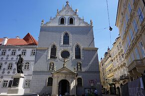 Hotel Pension Lumes - Self Check-In