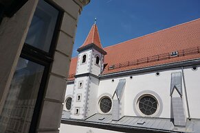 Hotel Pension Lumes - Self Check-In