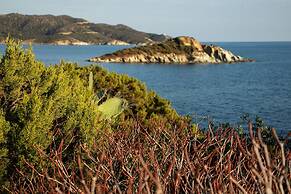 Eco Village Baia delle Ginestre