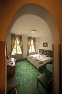 Hotel Bergwirt Schönbrunn