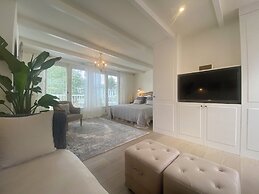 Bed and Breakfast Amsterdam