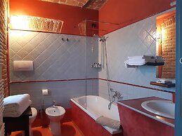 Red Wine - Guest House