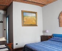 Red Wine - Guest House