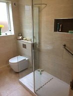 Hanoi Discovery Hotel