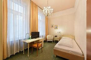 Hotel Pension Baronesse