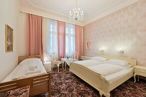 Hotel Pension Baronesse