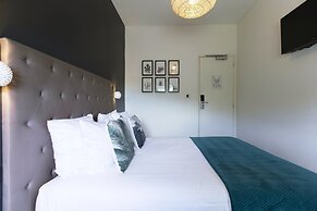 Quentin Amsterdam Hotel