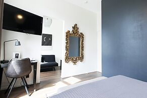 Quentin Amsterdam Hotel