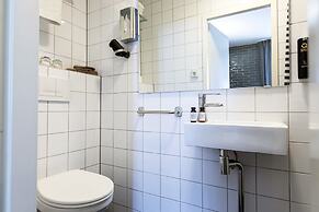 Quentin Amsterdam Hotel