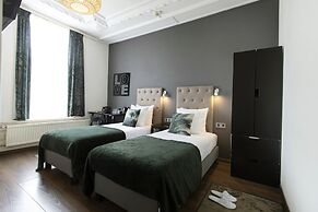 Quentin Amsterdam Hotel