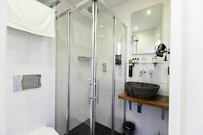 Quentin Amsterdam Hotel