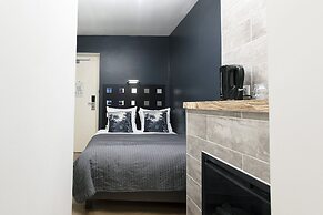 Quentin Amsterdam Hotel