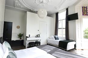 Quentin Amsterdam Hotel