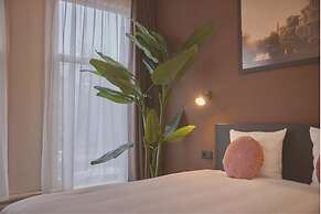 Quentin Canal House Hotel
