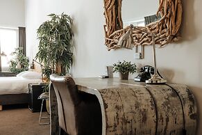Queen Hotel