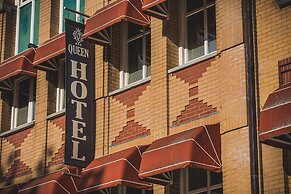 Queen Hotel