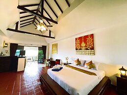 Boomerang Village Resort Kata