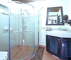 Boomerang Village Resort Kata