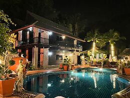 Boomerang Village Resort Kata