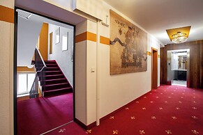 Hotel Burgschmiet