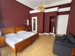 Hotel Maison Am Olivaer Platz