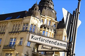 Hotel Maison Am Olivaer Platz