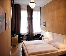 Hotel Maison Am Olivaer Platz