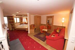 JUFA Alpenhotel Saalbach