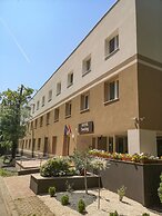 Touring Hotel