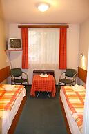 Touring Hotel