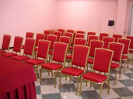 Augustus Hotel