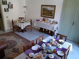Cavour il Conte Camillo Bed&Breakfast