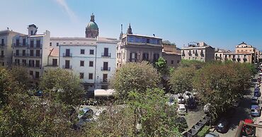 Cavour il Conte Camillo Bed&Breakfast