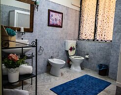 Cavour il Conte Camillo Bed&Breakfast