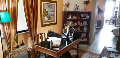 Cavour il Conte Camillo Bed&Breakfast