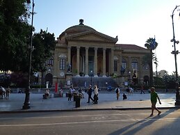 Cavour il Conte Camillo Bed&Breakfast