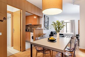 Aspasios Plaza Real Apartments