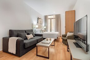 Aspasios Plaza Real Apartments