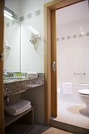 Aspasios Plaza Real Apartments