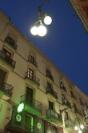 Aspasios Plaza Real Apartments