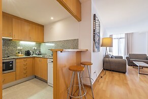Aspasios Plaza Real Apartments