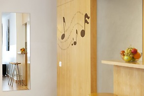 Aspasios Plaza Real Apartments