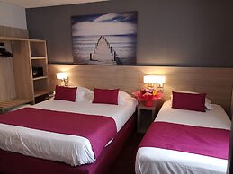 Atoll Hotel